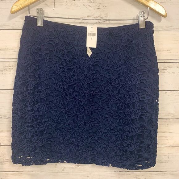 Banana Republic Eyelet Navy Blue Skirt Size 2 - Picture 1 of 7